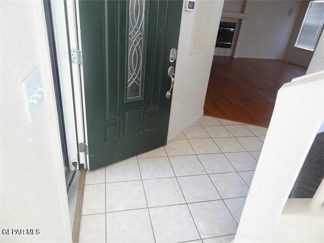 7481 Umbria Dr - Photo 2 of 25