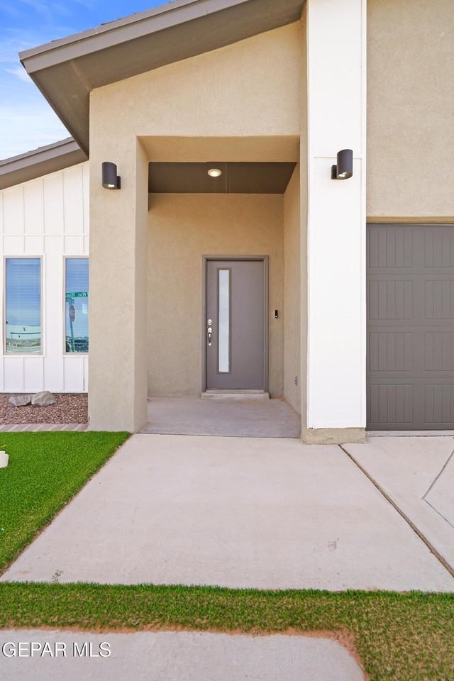 7480 Rio Rimac Dr - Photo 4 of 32