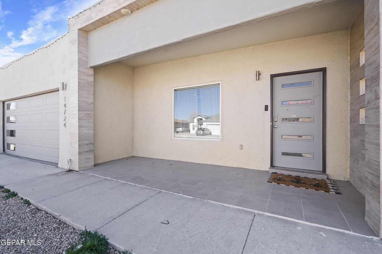 14724 Mountain Breeze Ave - Photo 3 of 32