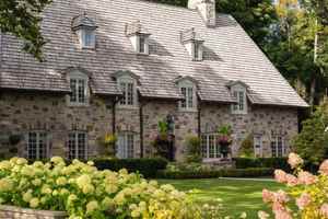 featured image of 108 Sandringham Drive