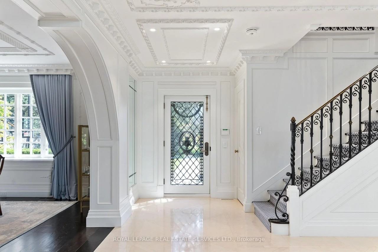 108 Sandringham Drive - Photo 5 of 45