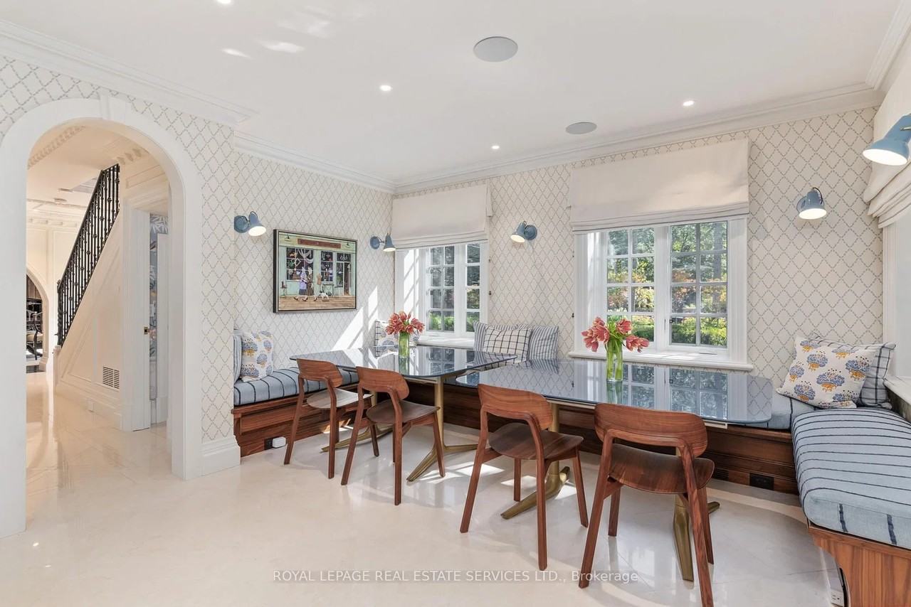 108 Sandringham Drive - Photo 13