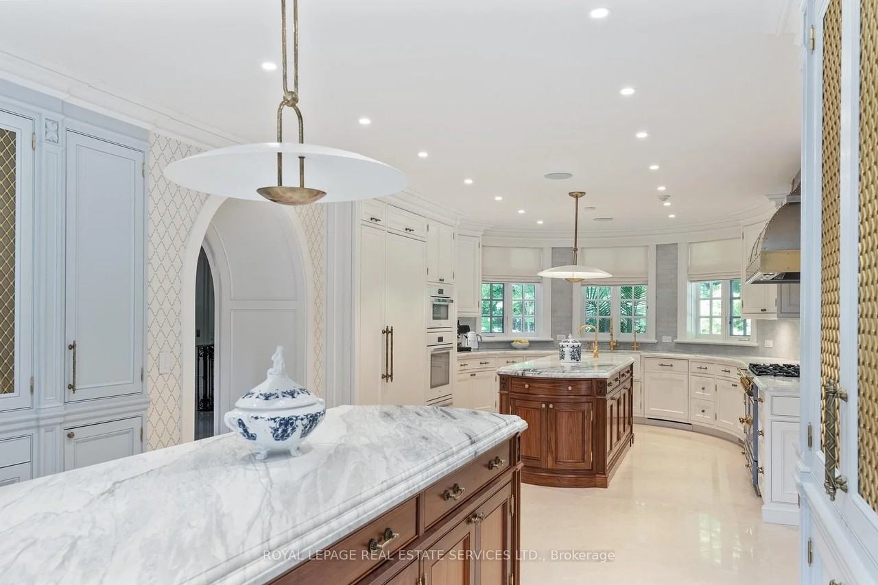 108 Sandringham Drive - Photo 15