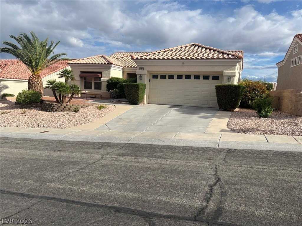 10801 Heritage Hills Dr - Photo 2 of 3