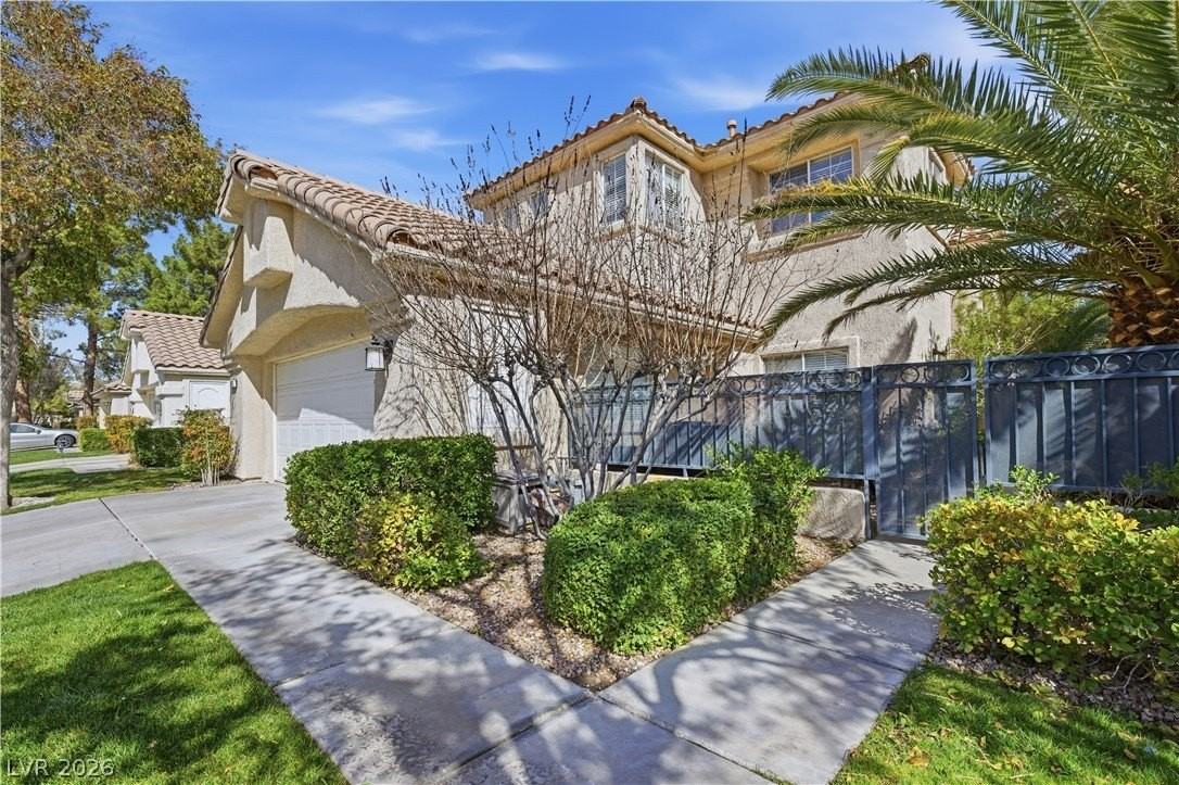 9236 Eagle Ridge Dr - Photo 4 of 47