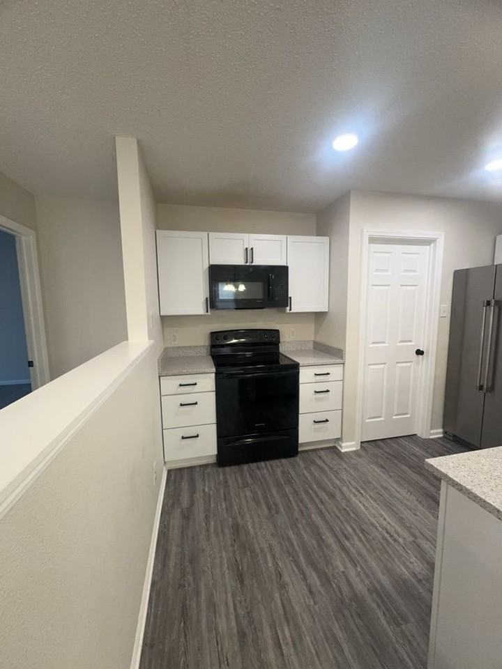 12653 Loyalty Dr - Photo 7 of 18