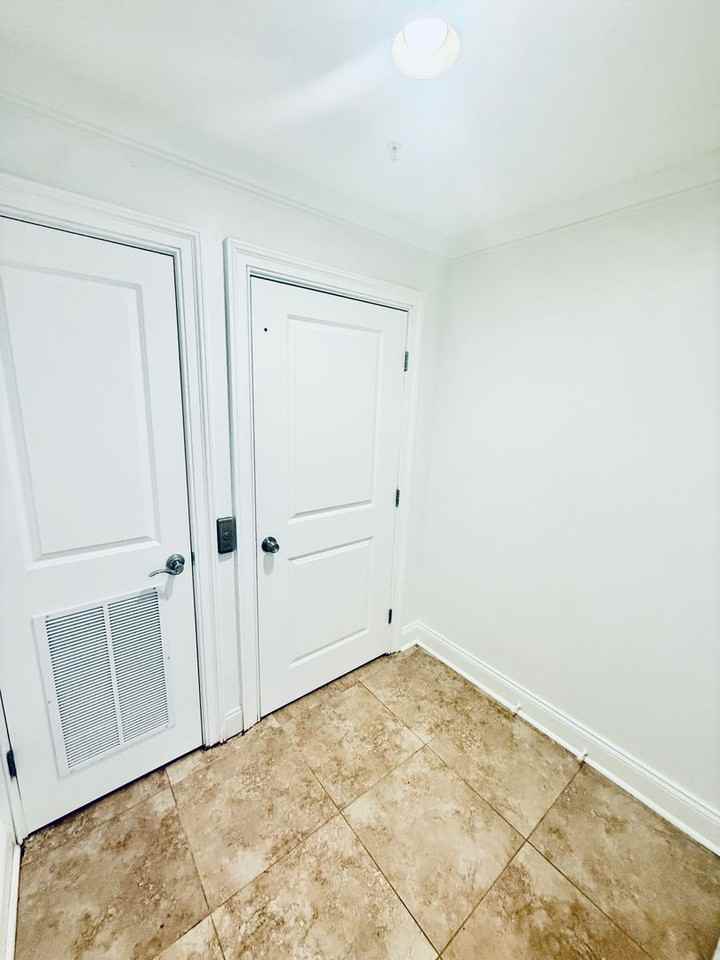 860 Vignoles Ave Ne #1 - Photo 4 of 50