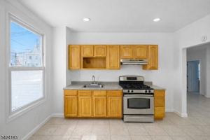 featured image of 793 E 19th St #1