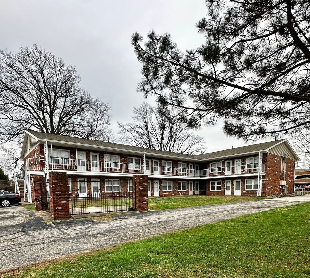 Bellemeade Apartments - Photo 2 of 15