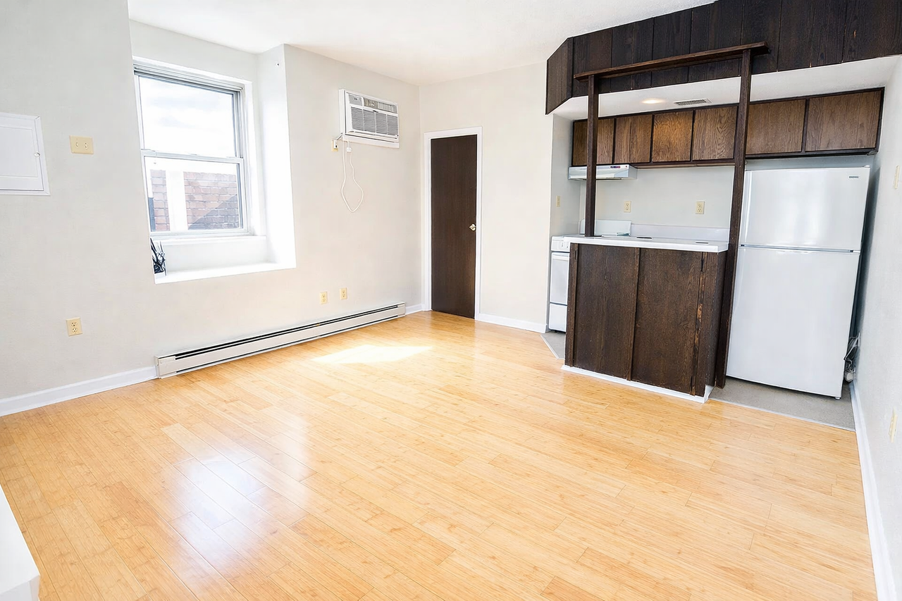 6333 WALNUT STREETAPT 3B #3B - Photo 2 of 7