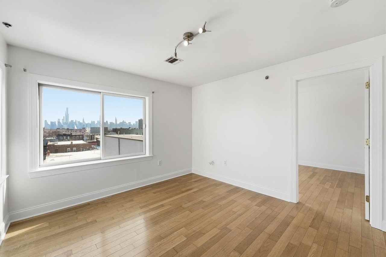 5509 Madison St #504 - Photo 3 of 25