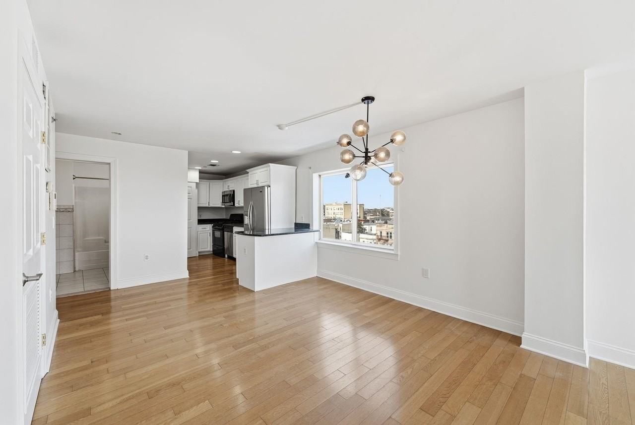 5509 Madison St #504 - Photo 5 of 25