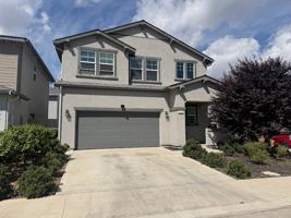 featured image of 3033 N Creekside St