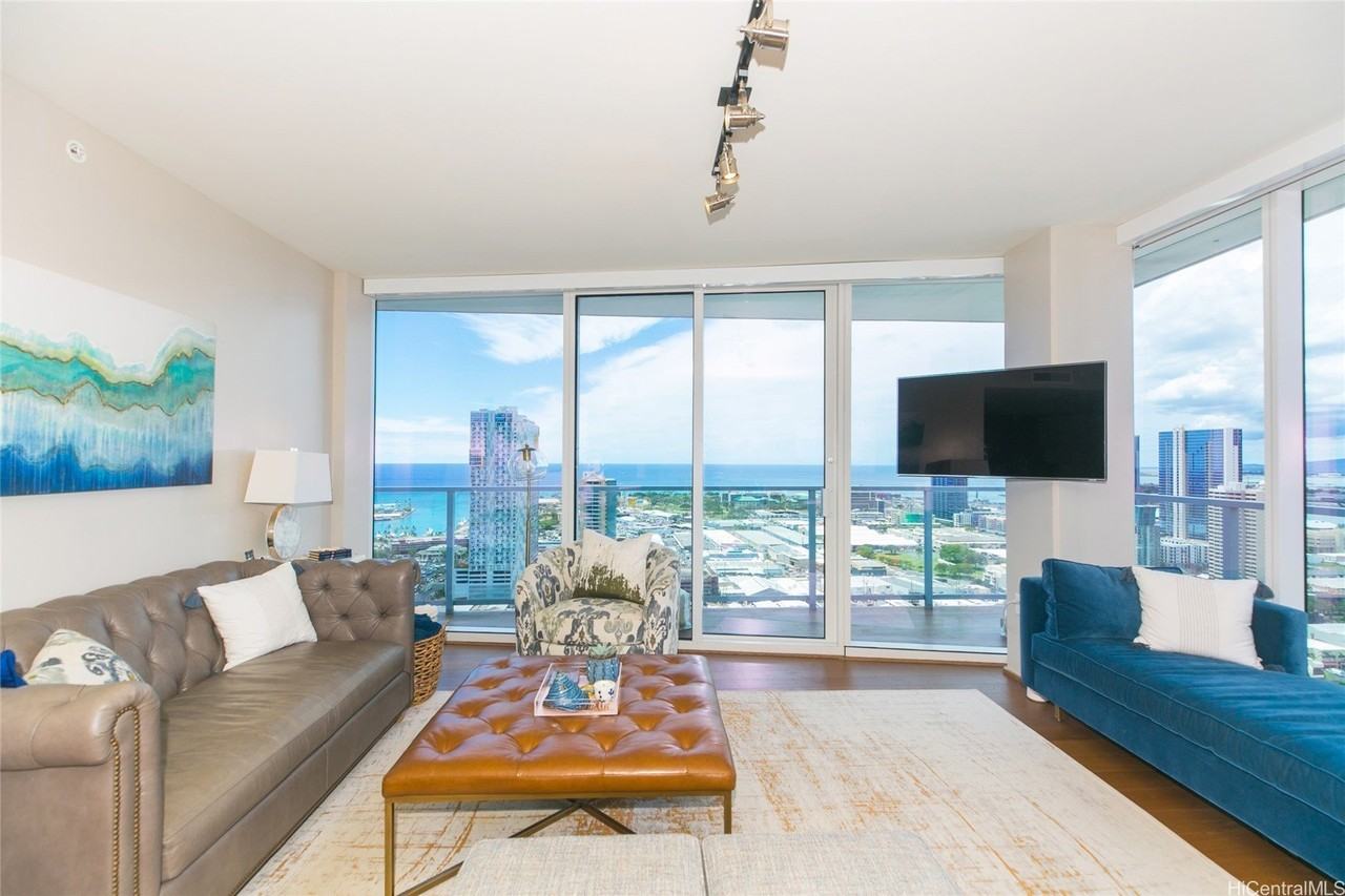 888 Kapiolani Blvd Apt 3409 - Photo 3 of 24