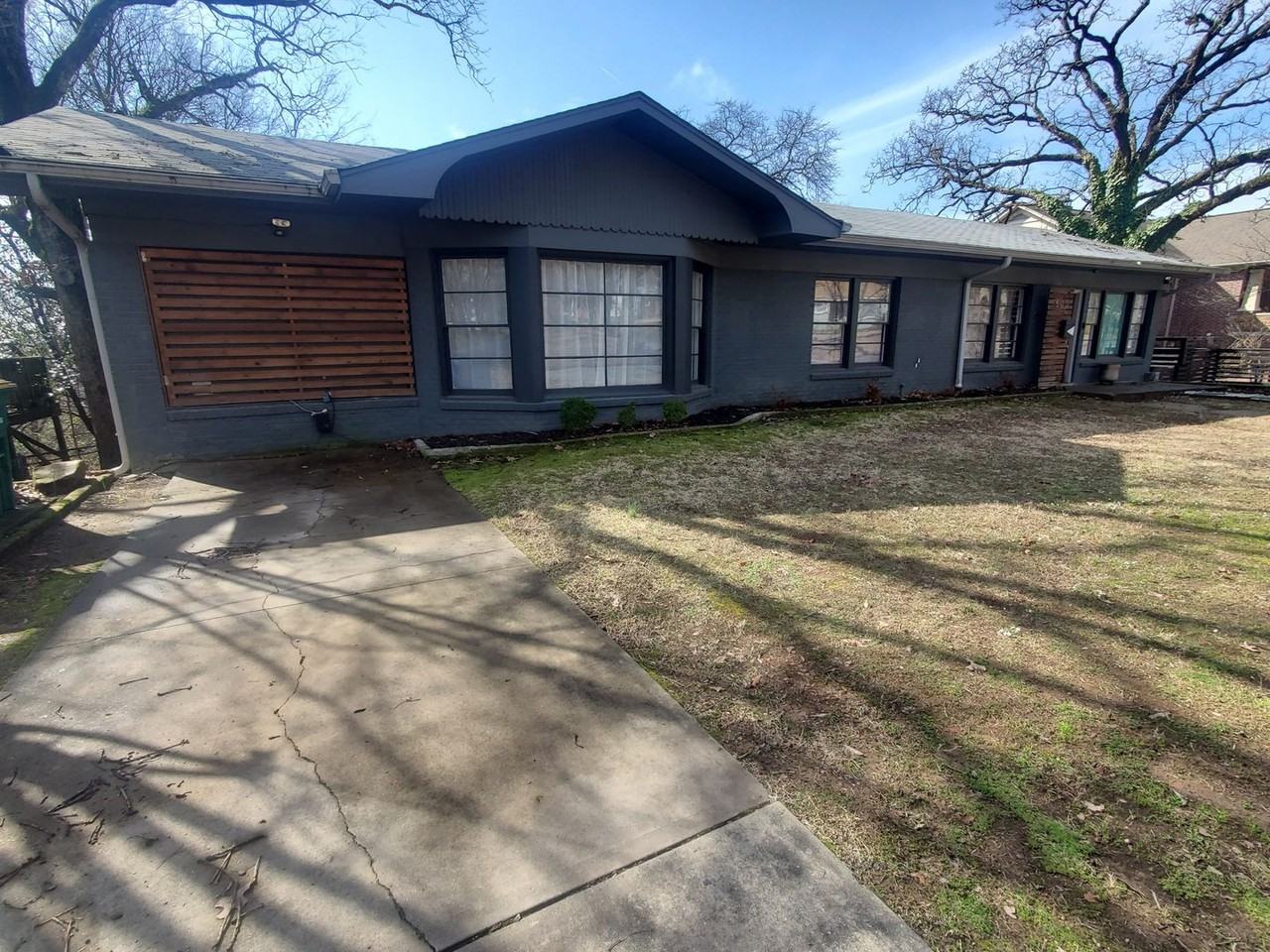 500 Skyline Dr - Photo 4 of 38