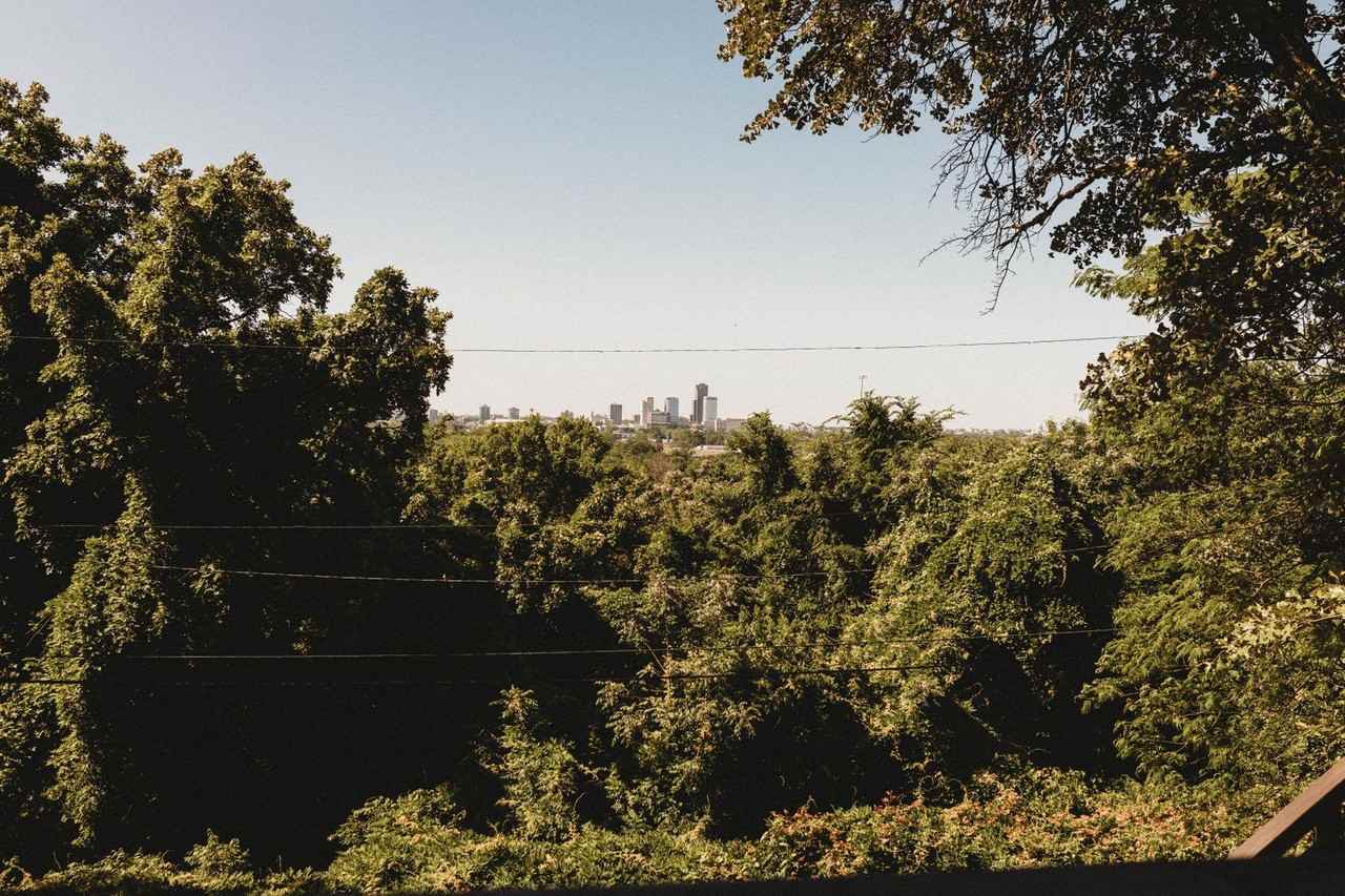 500 Skyline Dr - Photo 5 of 38