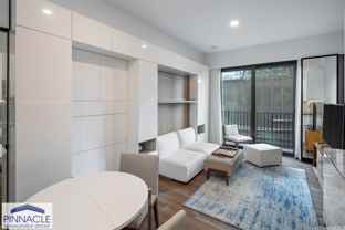 987 Queen St Apt 708 - Photo 1 of 1