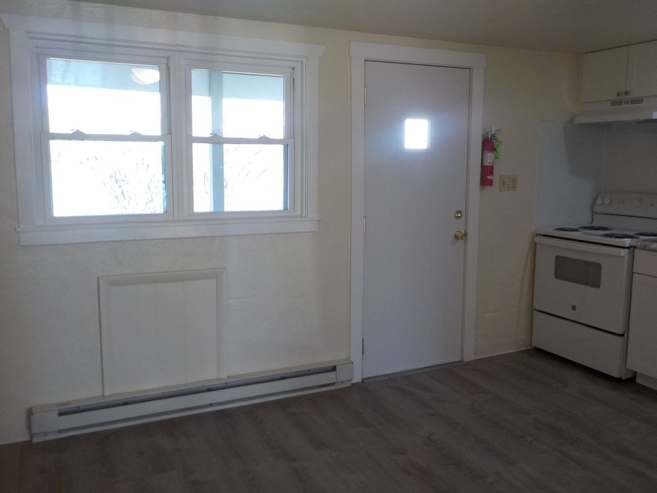 1007 Golfview Ave - Photo 5 of 13