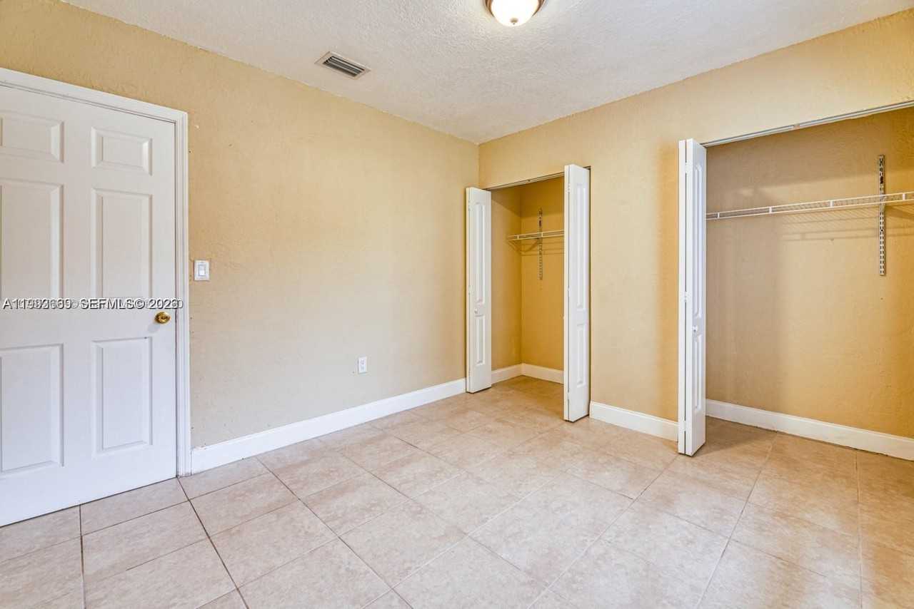 13005 Northwest 8th Avenue #0 - Photo 7 of 22