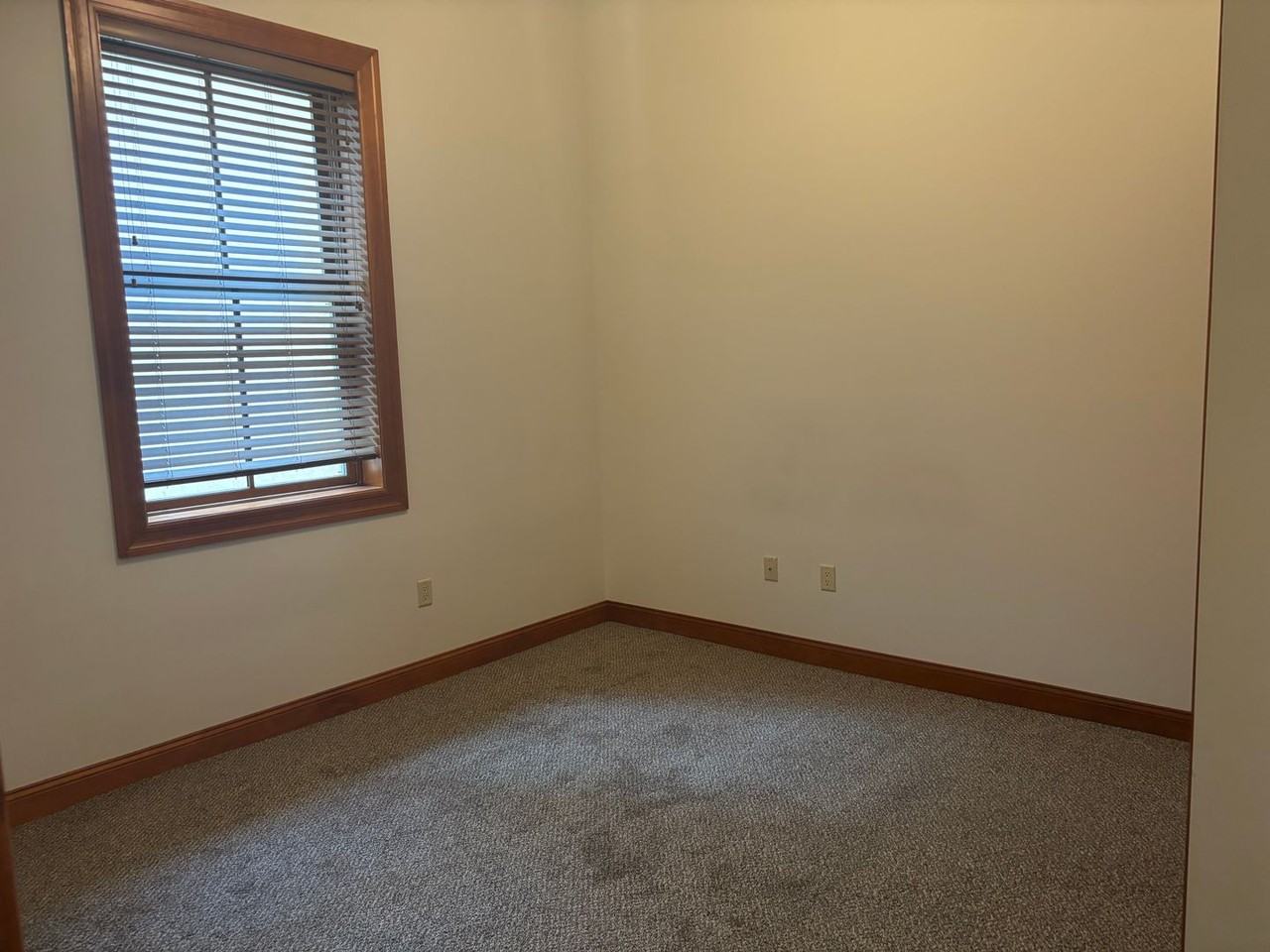 330 Northampton St. - Photo 6 of 10