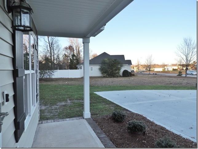 4018 Saxby Ln Nw - Photo 4 of 23