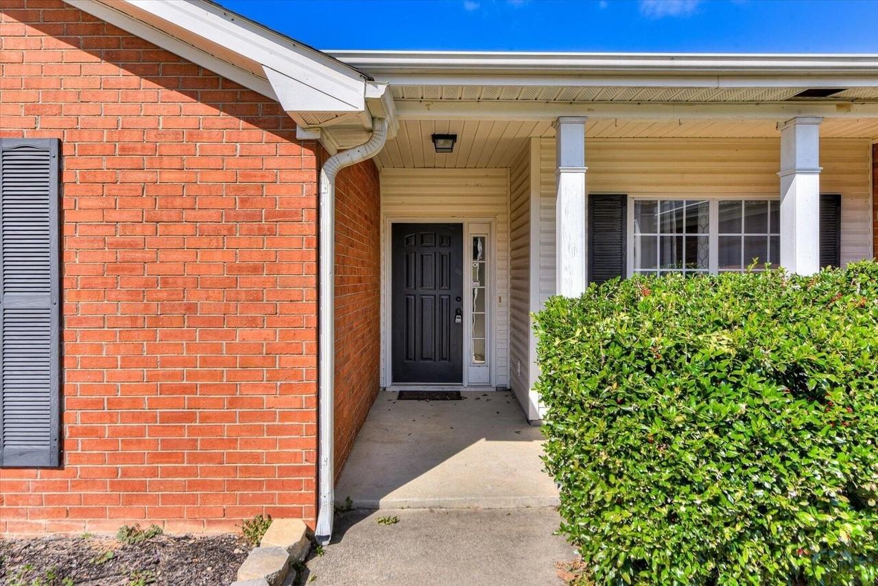 331 Washington St - Photo 4 of 32