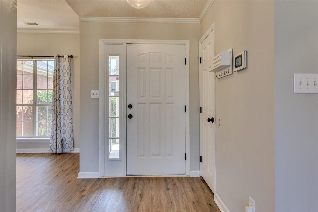 331 Washington St - Photo 5 of 32