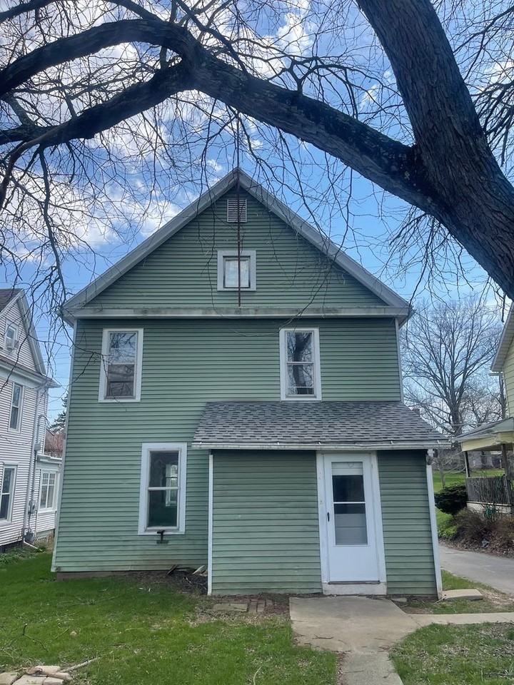 510 Broad St - Photo 3 of 3