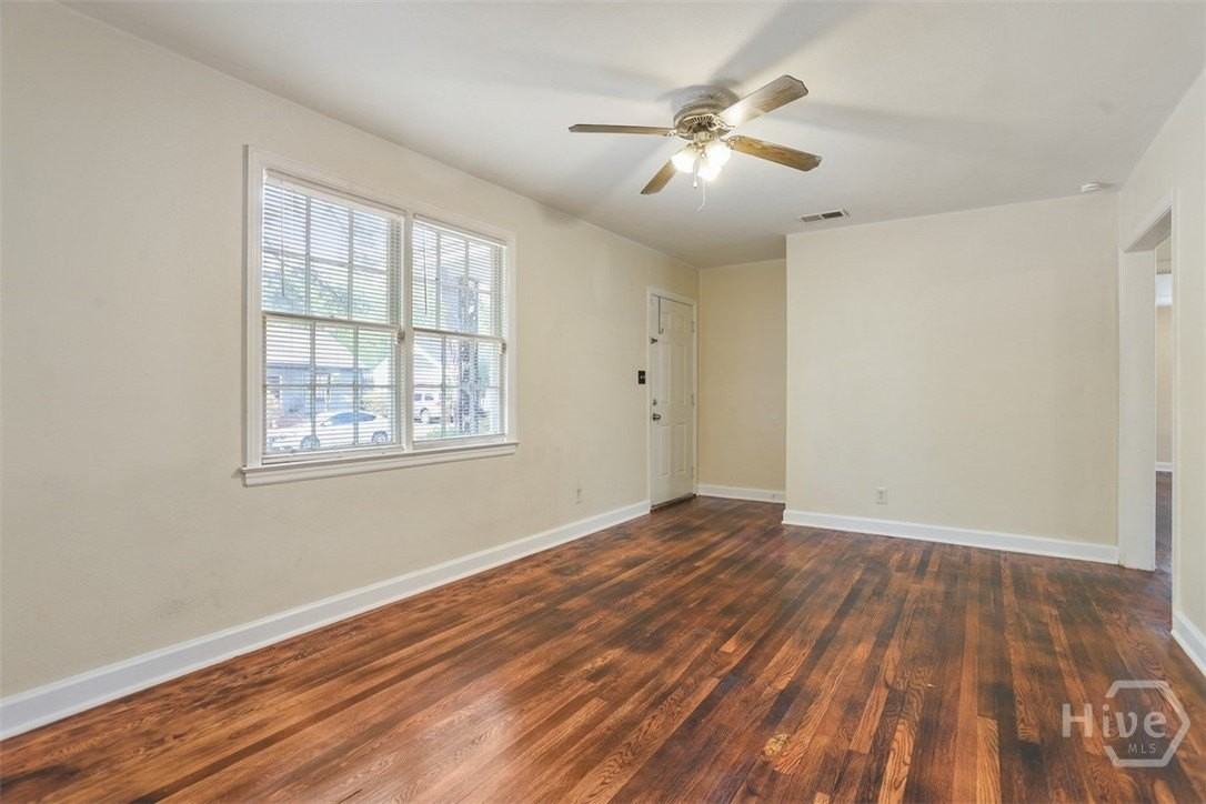 2328 E 41st St - Photo 7 of 24