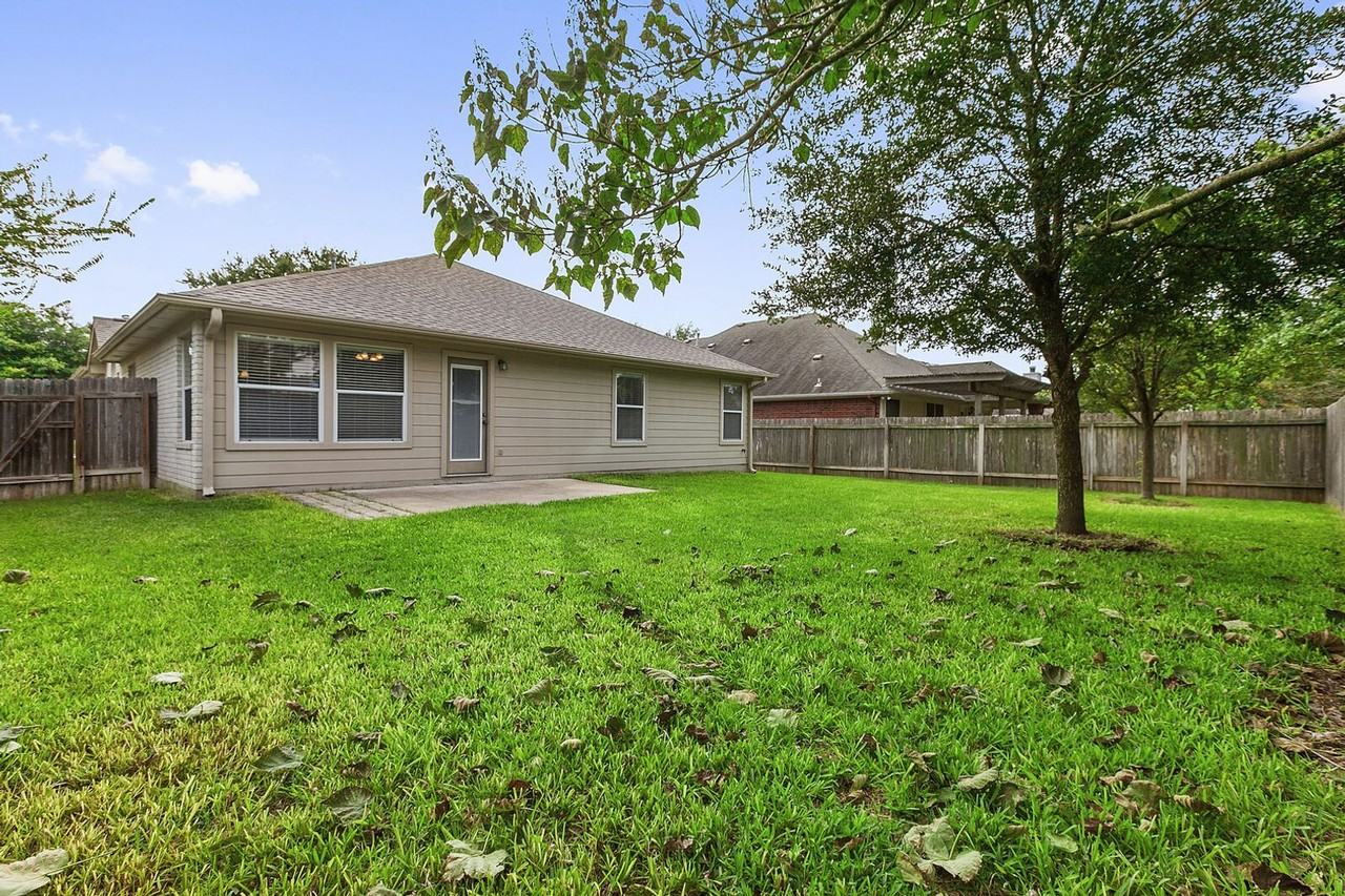 17810 Kilkenny Dr - Photo 2 of 21