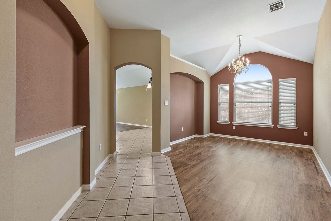 17810 Kilkenny Dr - Photo 7 of 21