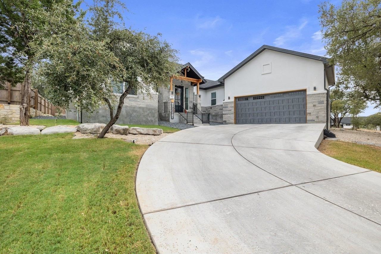 96 Primrose Ln - Photo 2 of 30