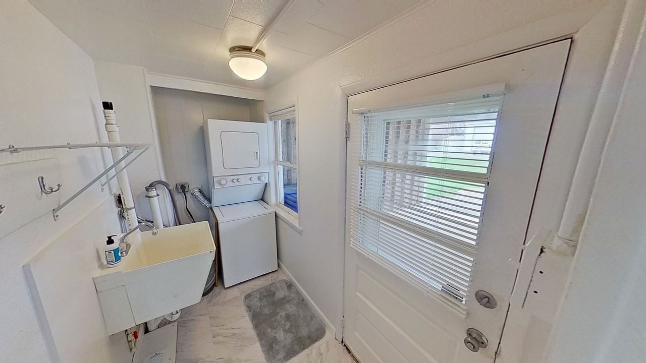 17368 Susquehanna Trl S - Photo 5 of 11