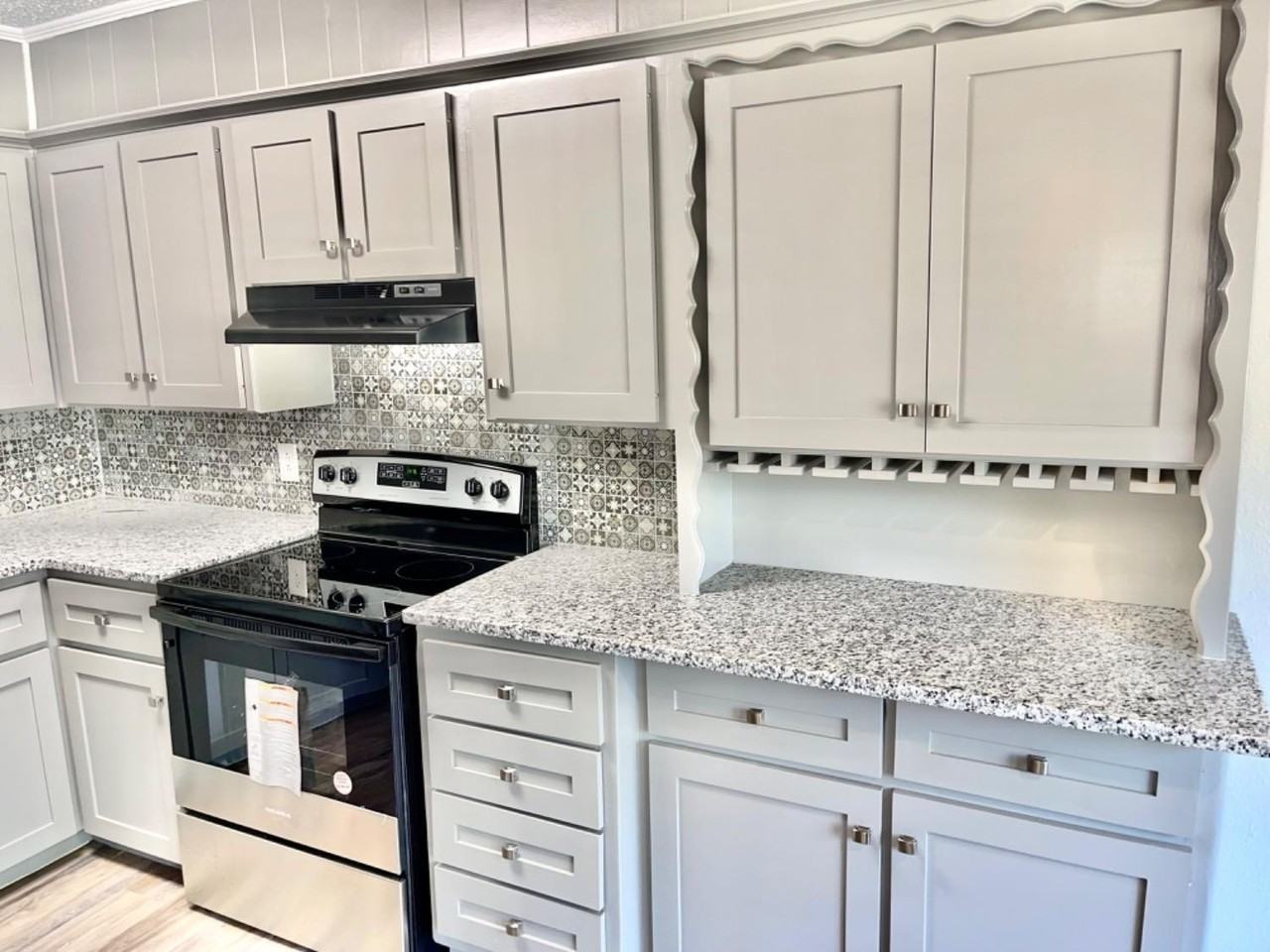 5512 12th St - Photo 3 of 18