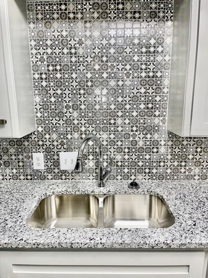 5512 12th St - Photo 6 of 18