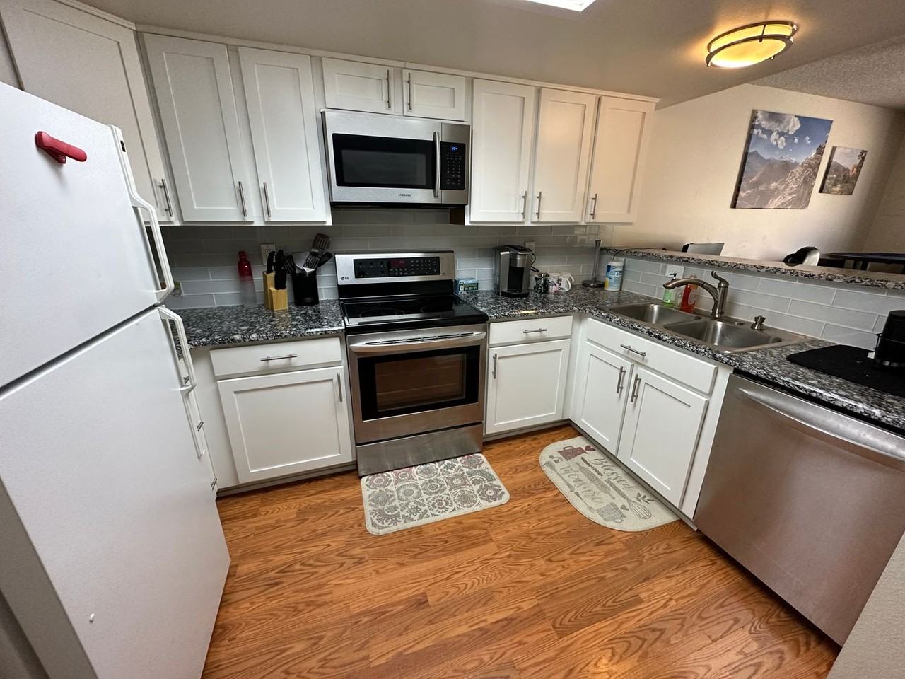 920 Azure Cir - Photo 4 of 14