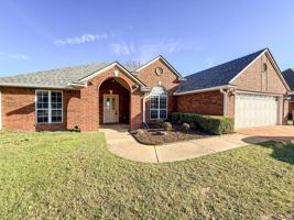 featured image of 3140 Eagle Dr