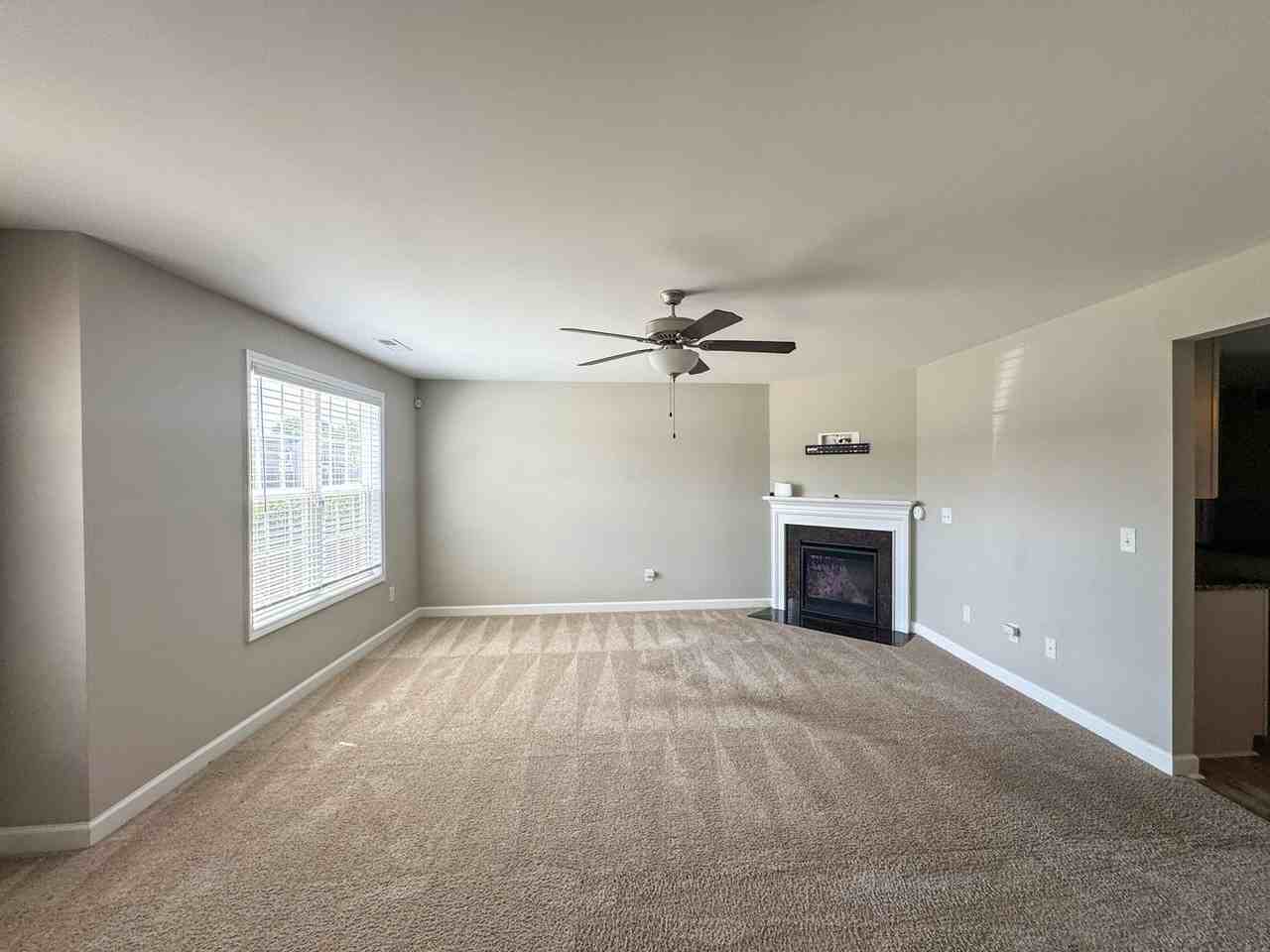 3613 Tenaille St - Photo 2 of 24