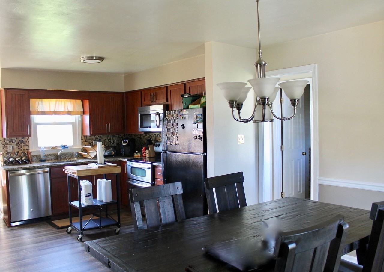 1149 Balch Pl - Photo 6 of 22