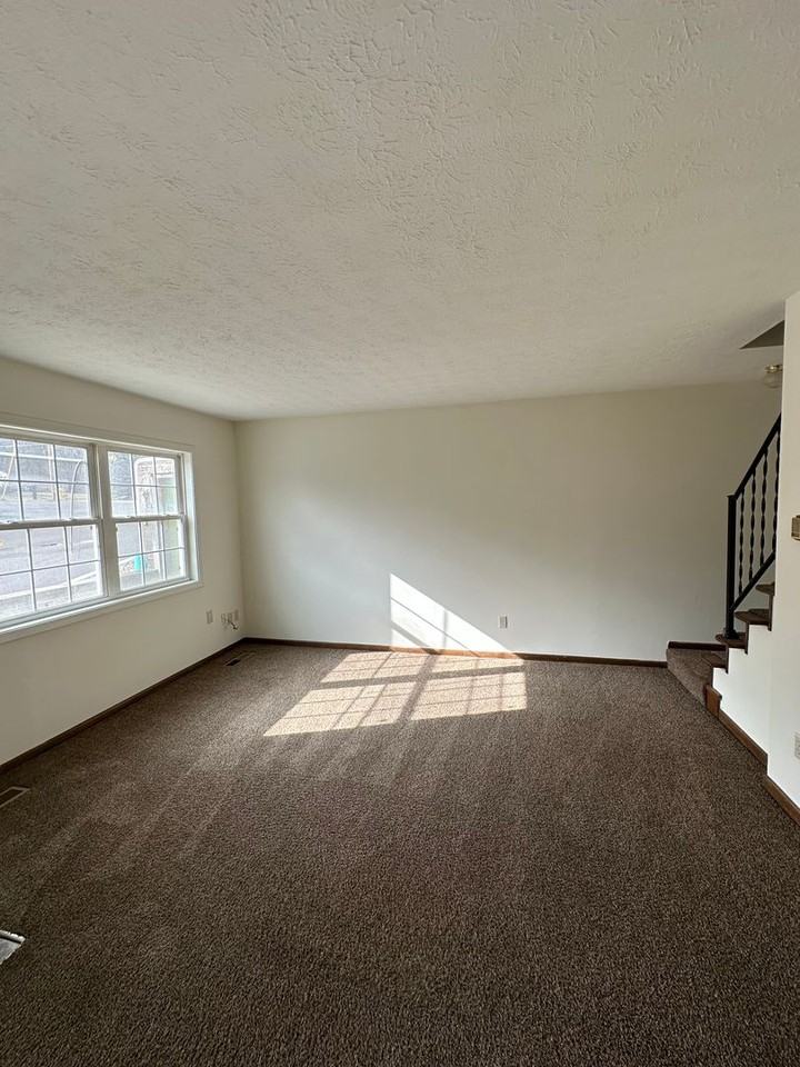 85 31st St Nw - Photo 5 of 12