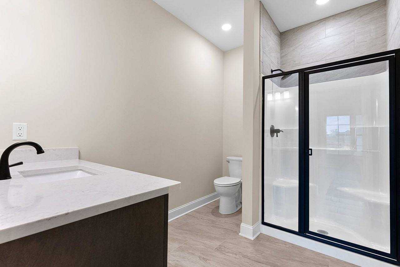 559 Cumberland Pointe Ln - Photo 4 of 8