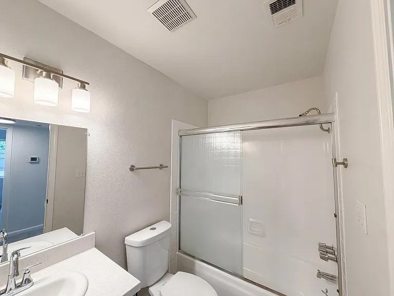 6909 Kittery Ave - Photo 6 of 8