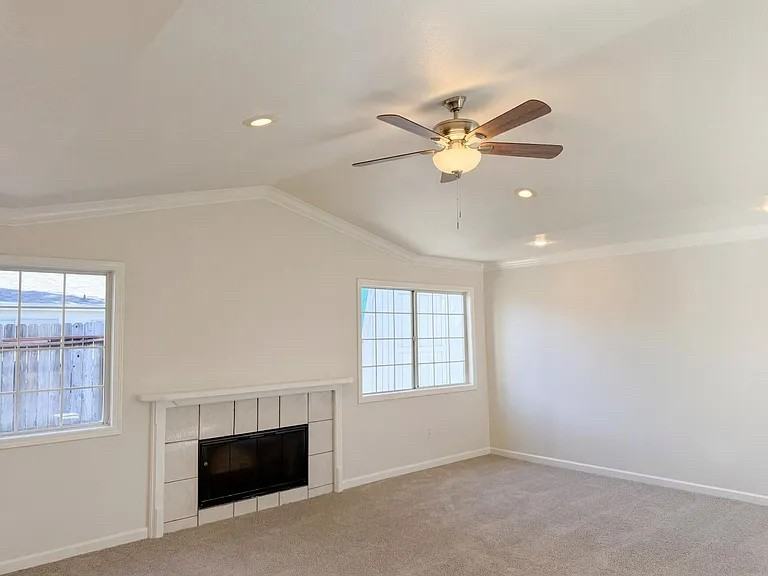 6909 Kittery Ave - Photo 7 of 8