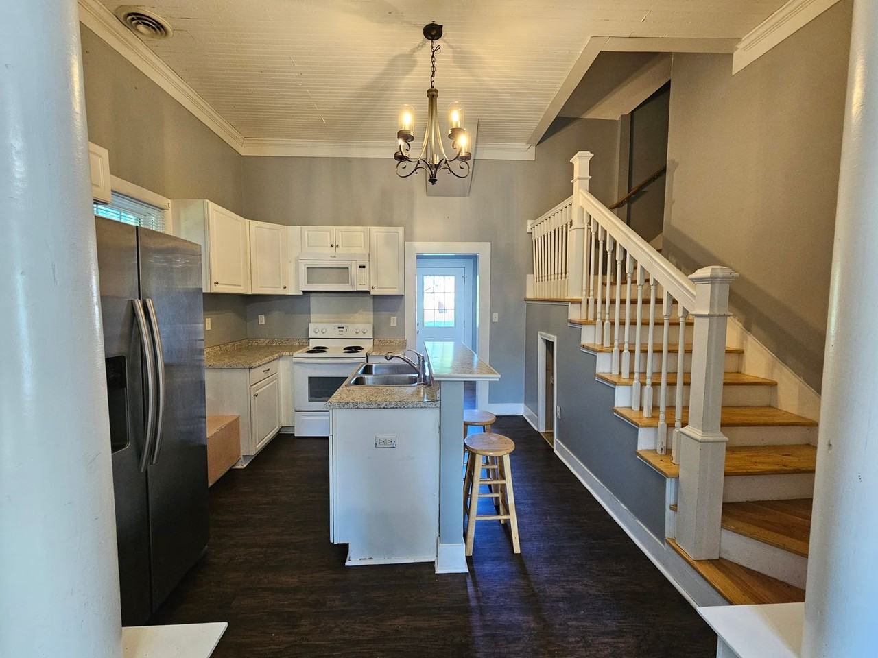 228 Charlotte Ave #B - Photo 4 of 12