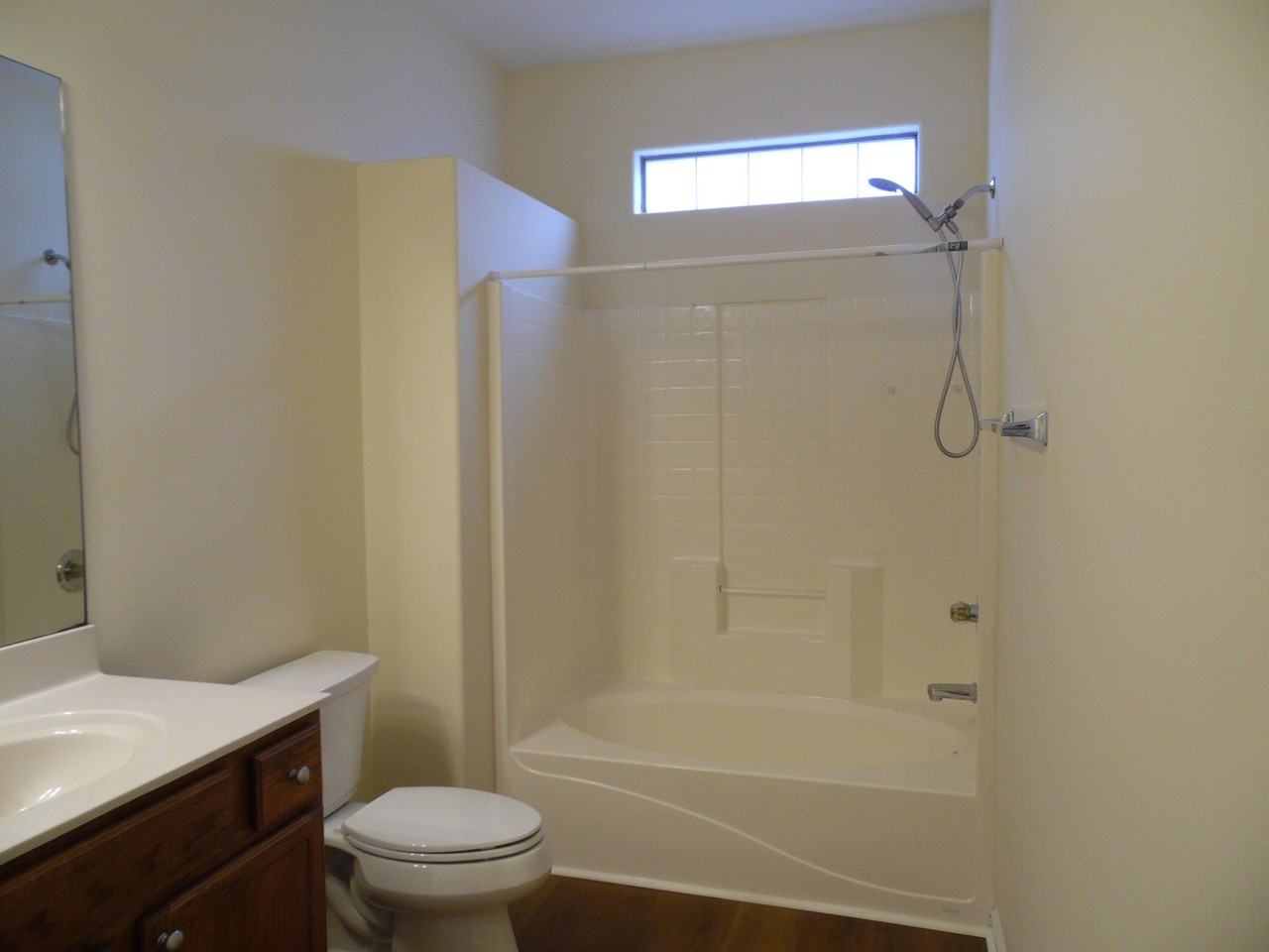 3005 Roundway Down Ln - Photo 7 of 11