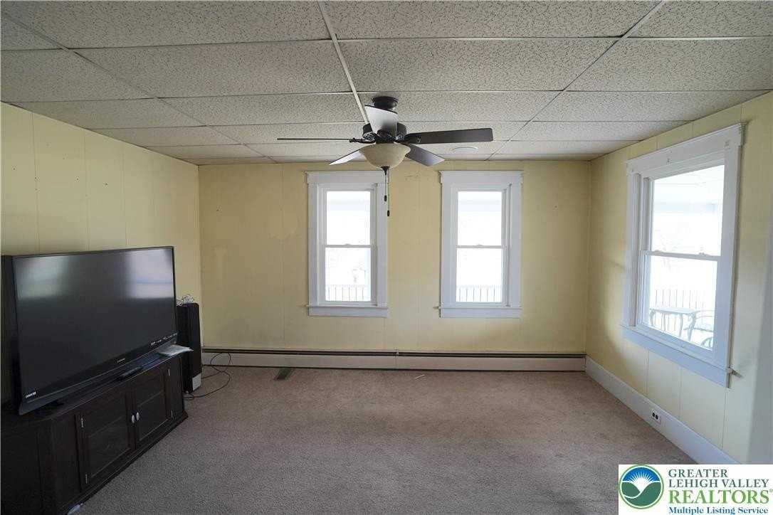 655 Birch Dr - Photo 4 of 16