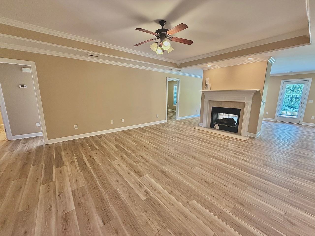 110 Autumn Branch Dr - Photo 4 of 19