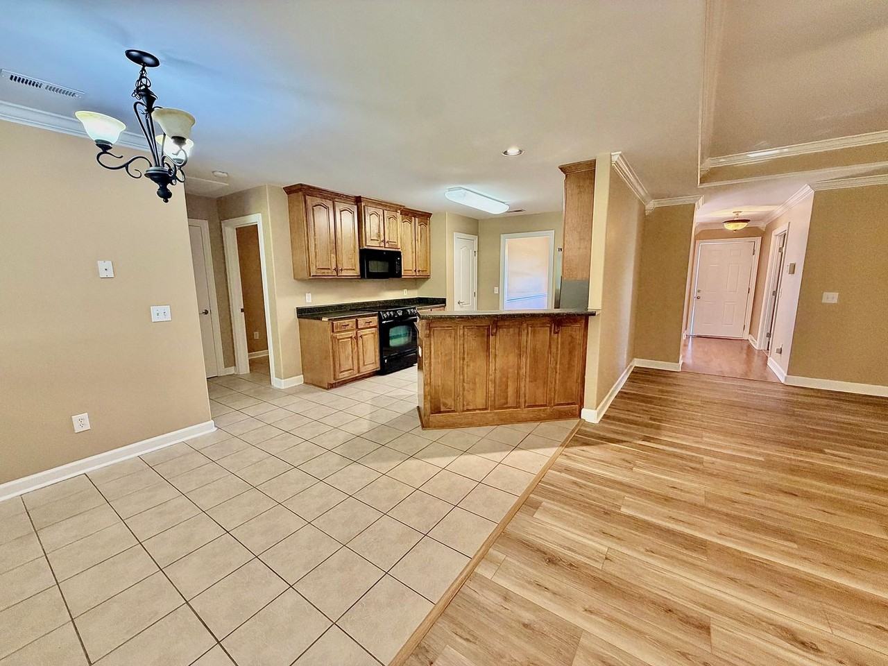 110 Autumn Branch Dr - Photo 7 of 19