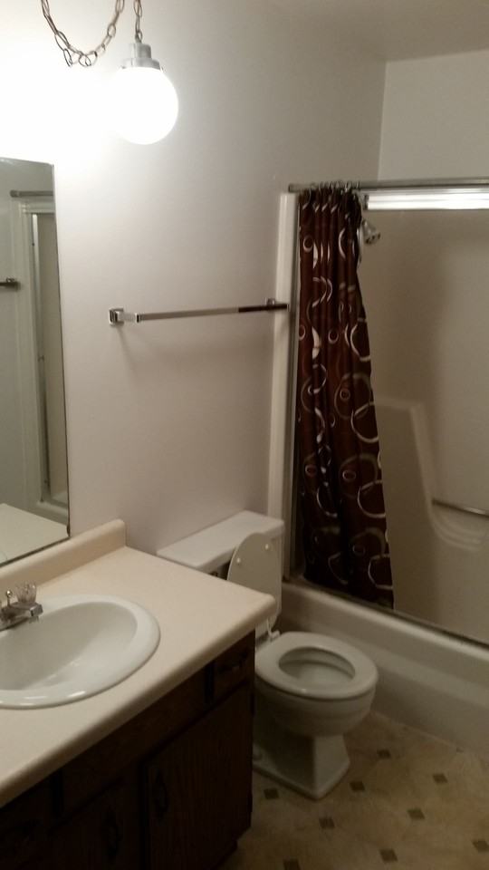 Fandre Dr 2823-2825 - Photo 6 of 27