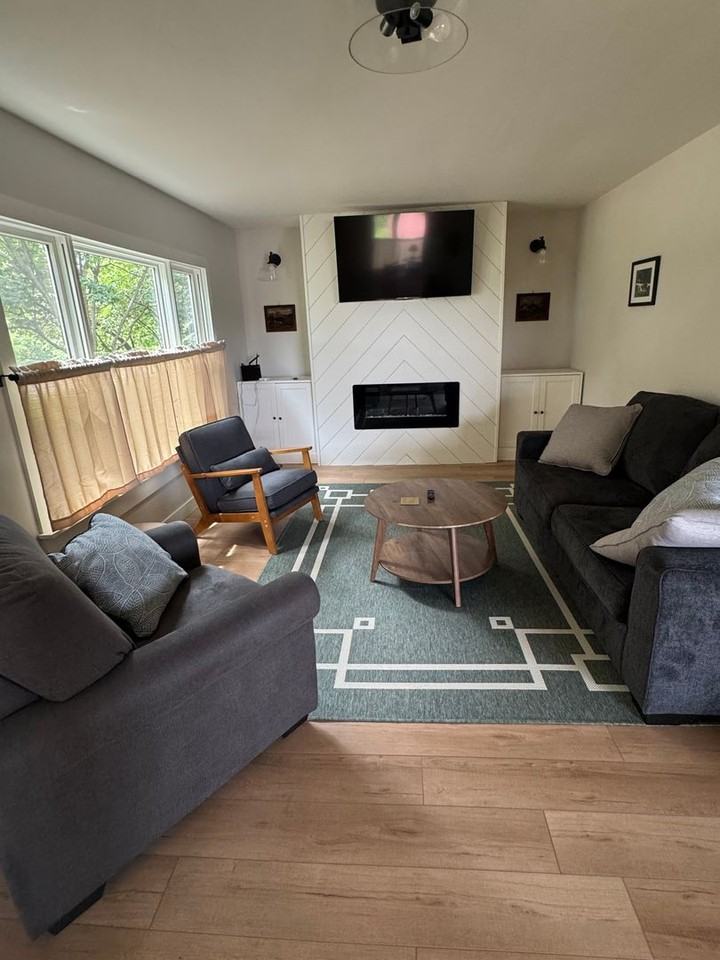 1527 Marquis Rd - Photo 4 of 23